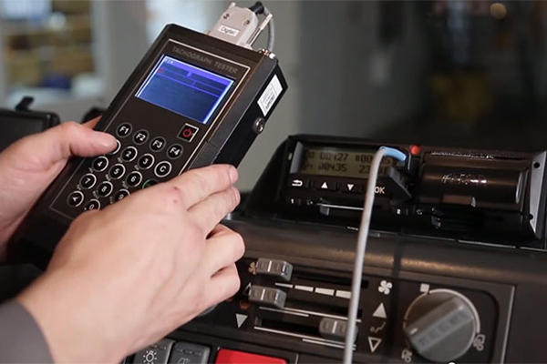 Поверка тахографов в Минске: «ДВ-Сервис плюс» запускает новую услугу